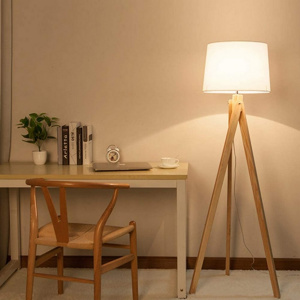 Wooden Floor Lamp Offwhite